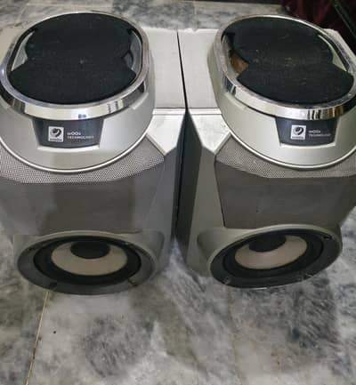 Philips woofers speakers