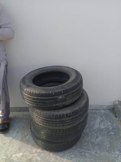 03135423227 Honda car k tyre hen good condition