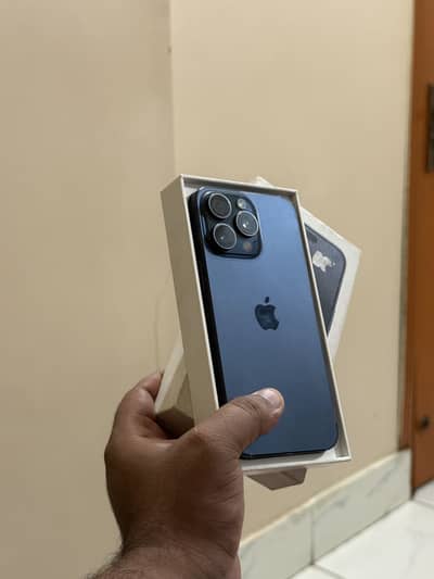 Iphone 15 pro max 256gb blue colour pta approved