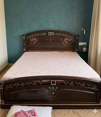 KING SIZE PURE WOOD DECO BED