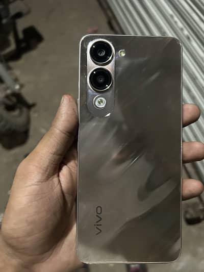 Vivo y04 4gb 128gb 1 month use 10by10 back sheet protected