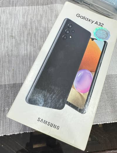 Samsung Mobile A32 (6GB Ram/128GB Rom) 10/10 condtion