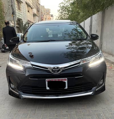 Toyota Altis Grande 1.8 CVT 2022
