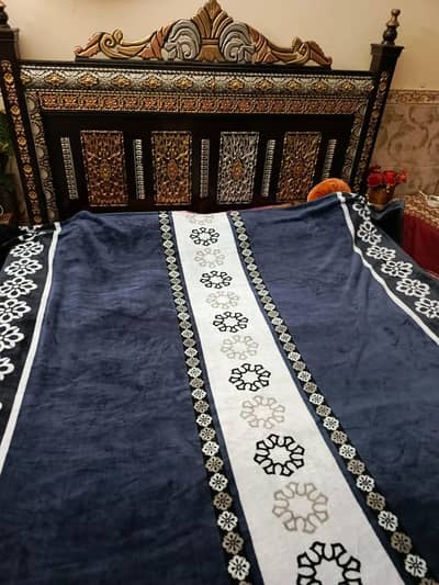 Luxury King Size Wooden Bed Set with 2 Side Tables – Solid Wood