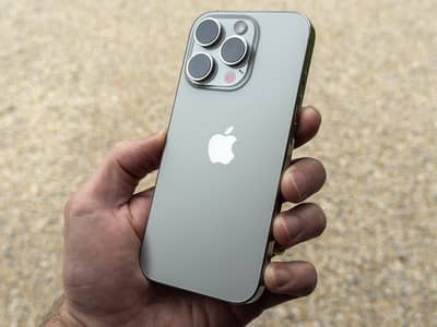 Apple iPhone 16 Pro