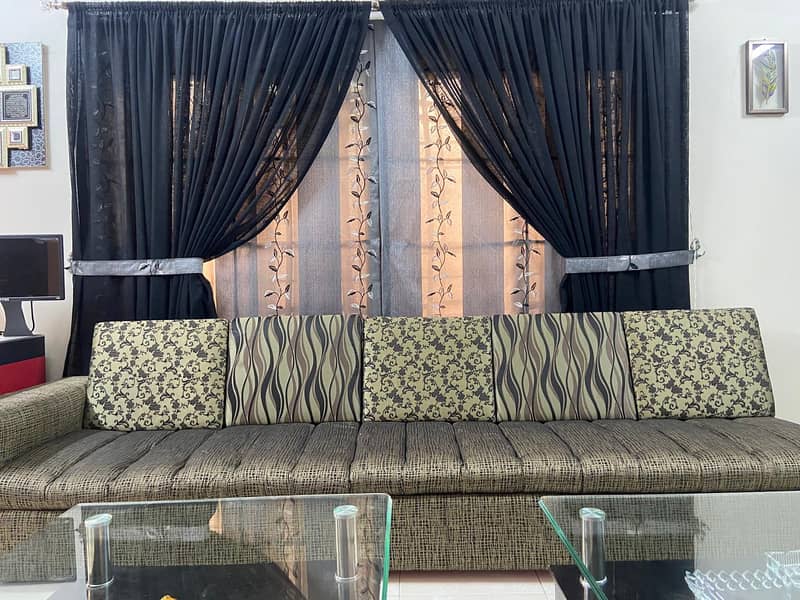 Sofa set and table 8