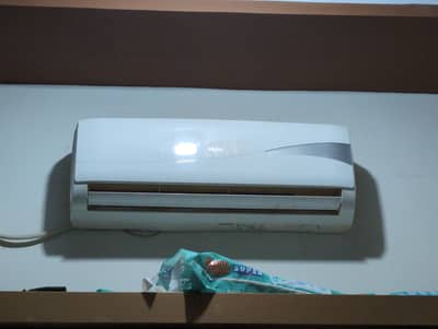 Haier Split AC 1 ton in chilled condition