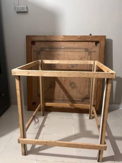 carrom board