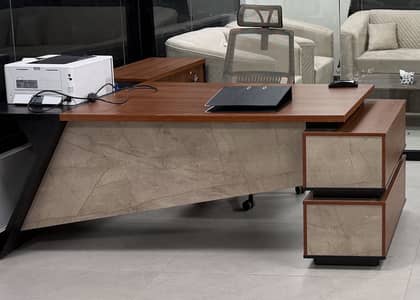Executive table with 4 drawers and side cabinet