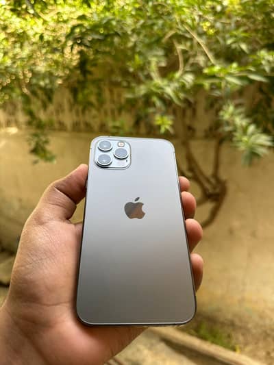 Apple iPhone 12 Pro