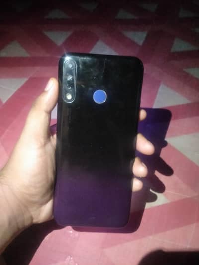 Tecno Spark 4