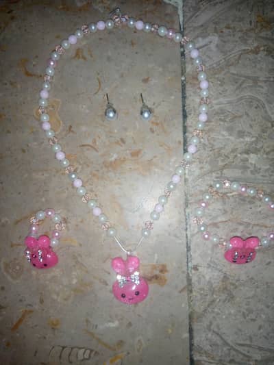 luxury bracelet brand