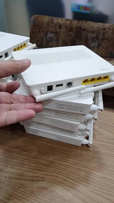 Huawei Fiber Optical wifi Router Xpon+Gpon+Epon O323O67O8O6