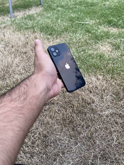 Apple iPhone 12