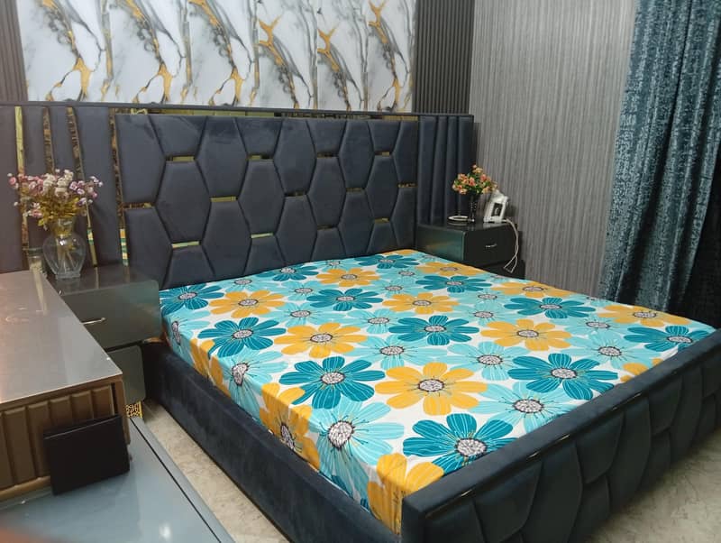 bed drasing side table 4