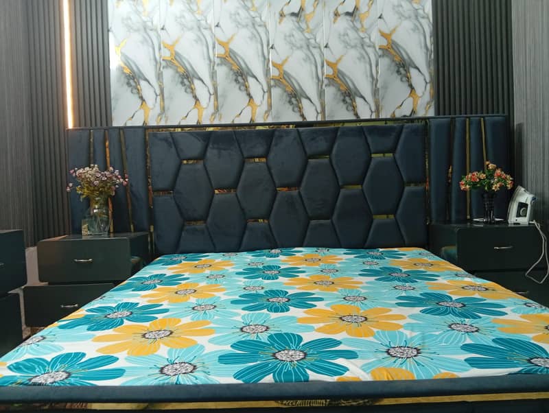 bed drasing side table 6