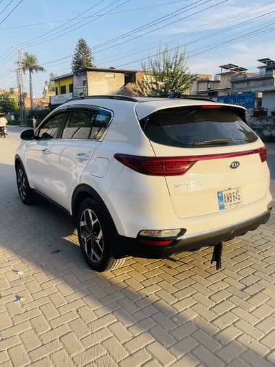 KIA Sportage 2021 AWD only call or what ap 03005457696