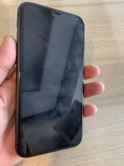 Apple iPhone 11 battery health 83 waterpack 4month sim time avalable