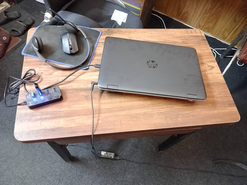 Laptop/System table 2