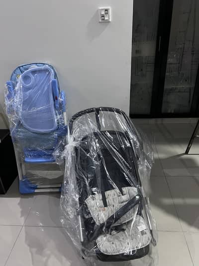 Mama’s n Papa’s 2 in 1 Stroller with bassinet