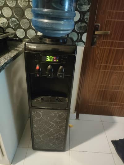 water dispenser with digital temp display