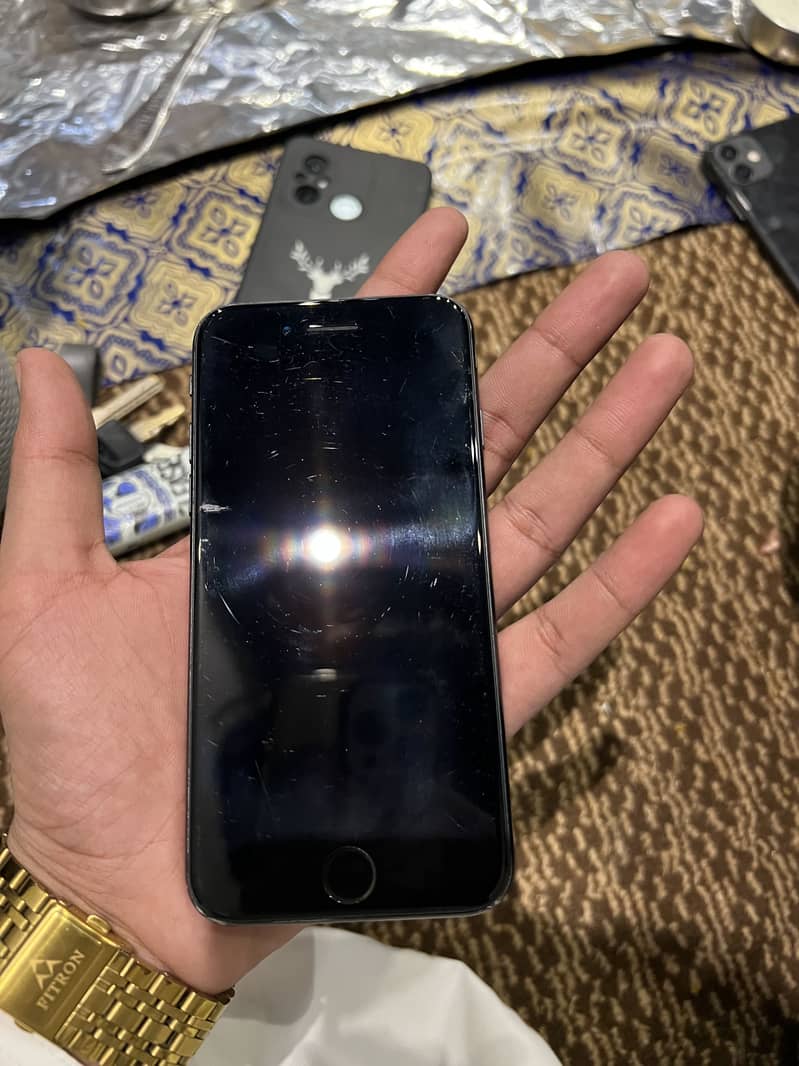 Apple iPhone SE 4