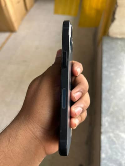 Apple iPhone 13 JV