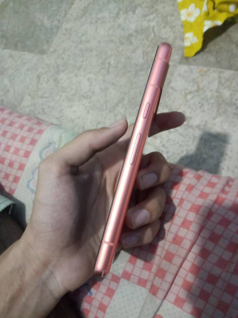 google pixel 7a 3