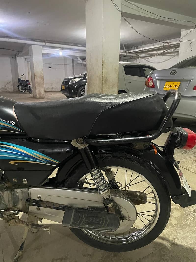 Cd 70 Unique 1