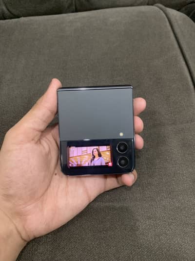 Samsung Mobile Z Flip 4