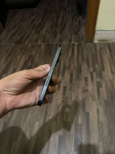 Apple iPhone 15 Pro
