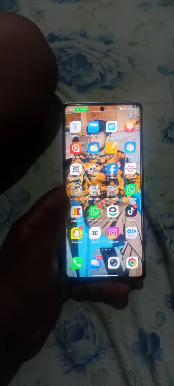 Infinix Note 40 4