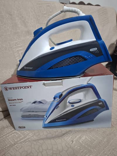 Steam Iron Westpoint WF-2020