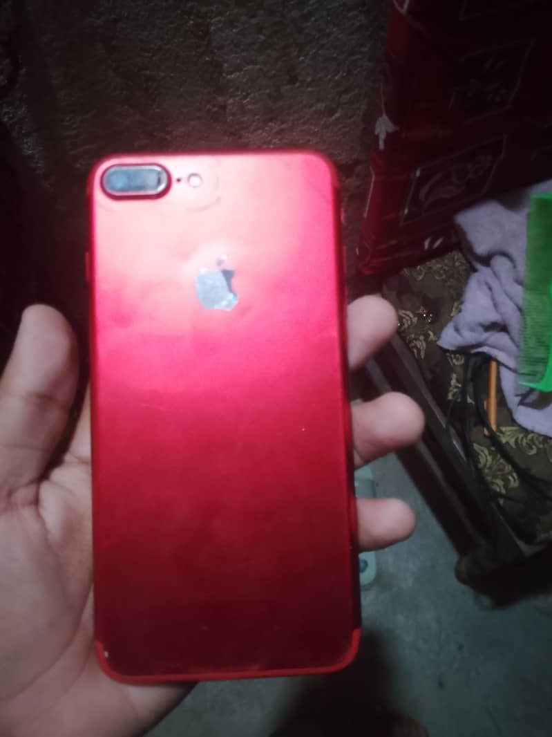 Apple iPhone 7 Plus 4