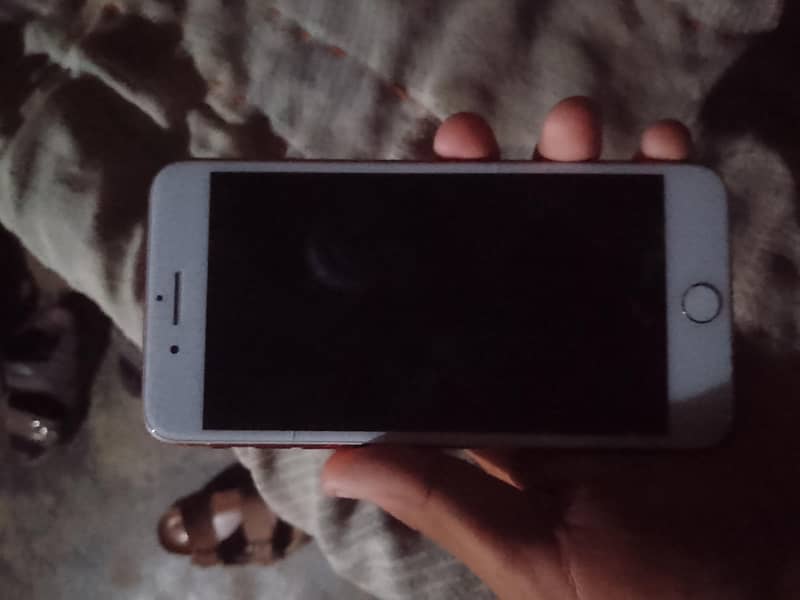 Apple iPhone 7 Plus 5