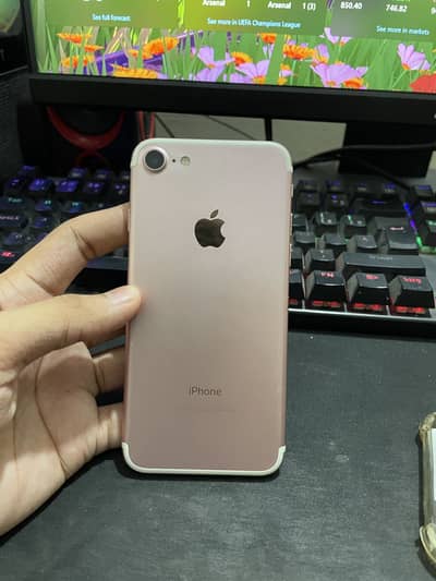 Apple iPhone 7