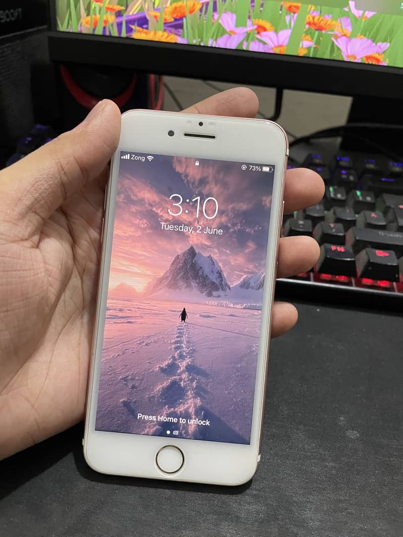 Apple iPhone 7 2