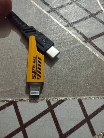 Fast Charger with 4 in 1 cable for iphone & android, laptop & tabs