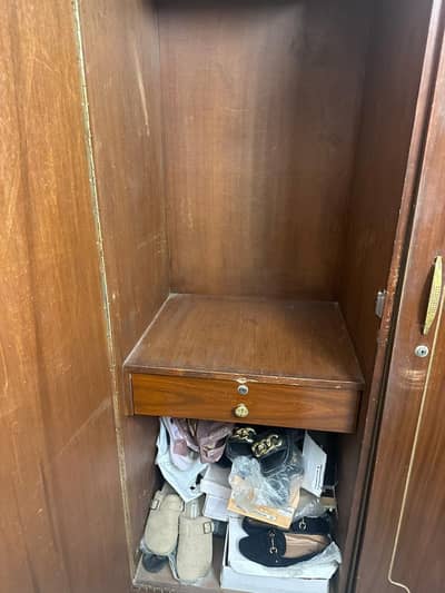 wooden 3 door cupboard with 2draws