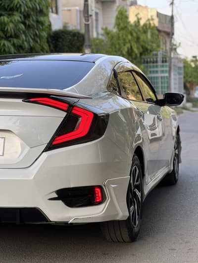 Honda Civic VTi Oriel Prosmatec 2017