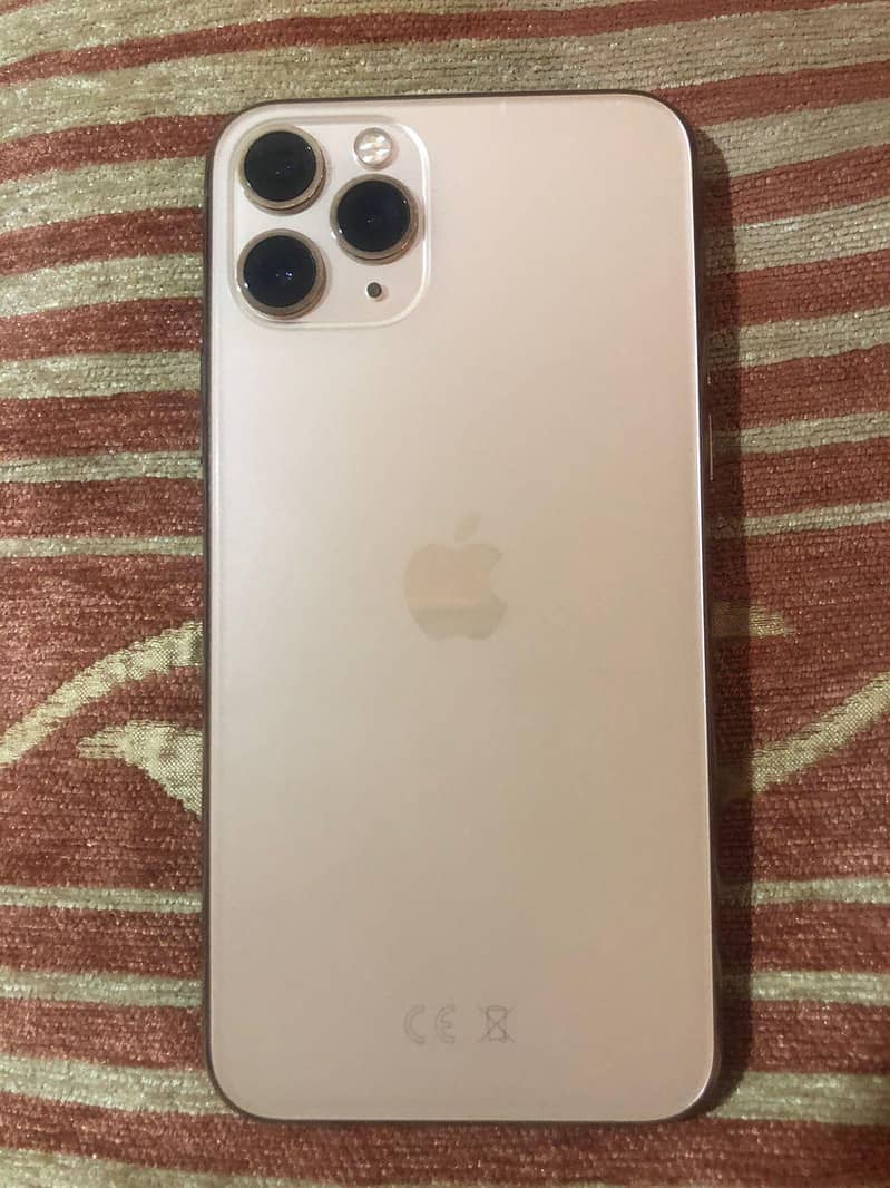 iPhone 11 Pro 4