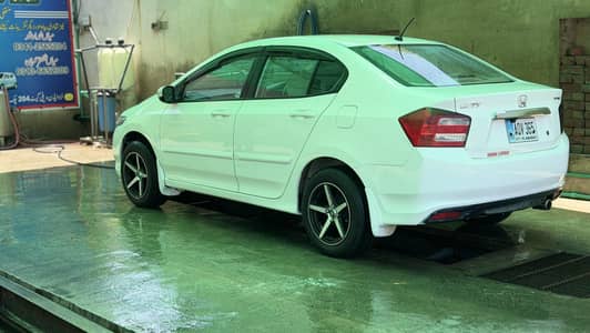 honda city excellent  condition