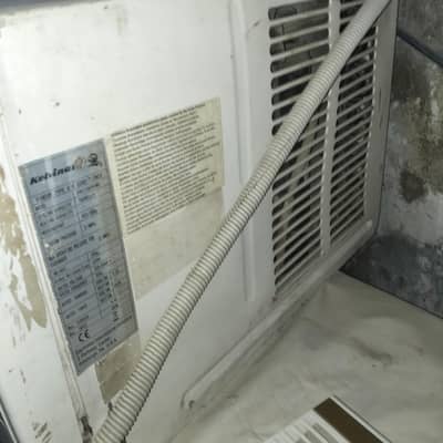 urgent sale window best for 12 x16 room k liya