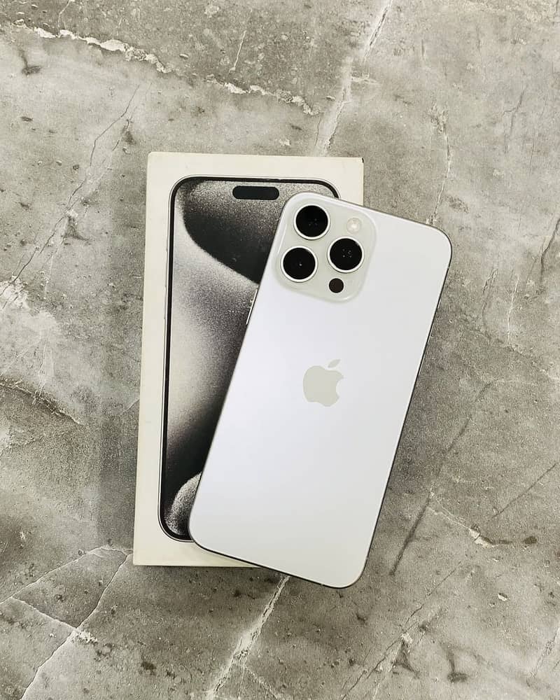 iPhone 15 Pro Max 0