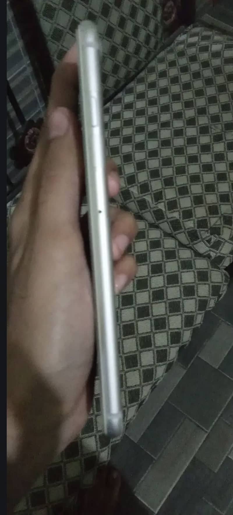 Apple iPhone 7 Plus 1