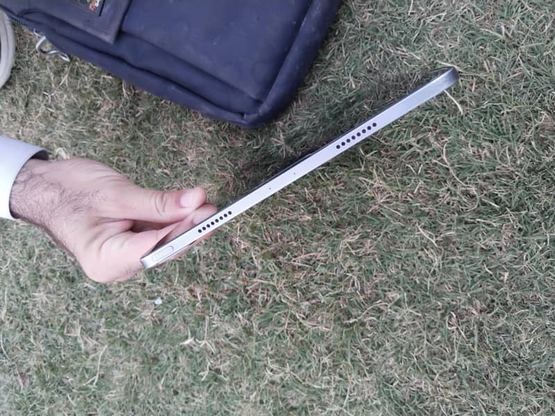 iPad Pro 3rd Gen 11" M1 chip 1