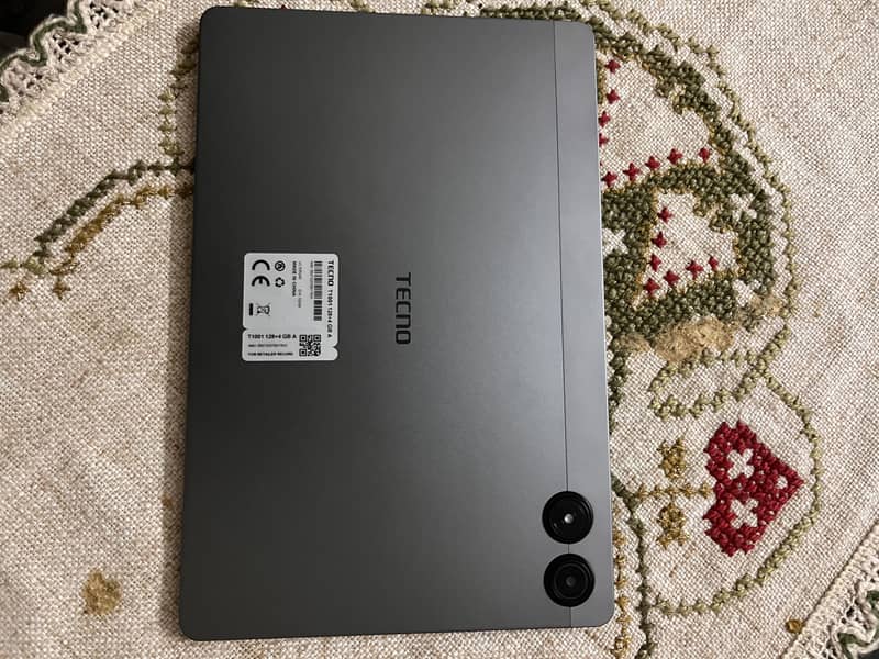 Tecno T1001 2