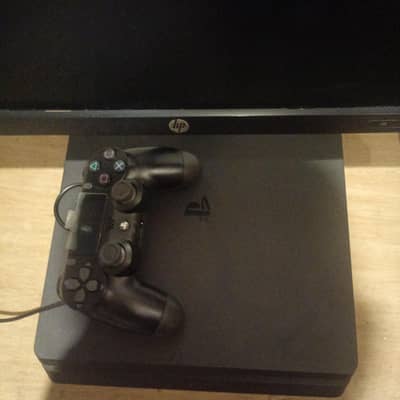 Playstation 4 slim 1 TB