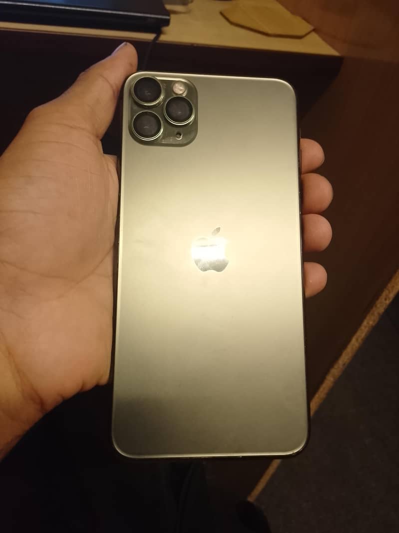 iPhone 11 Pro Max 2