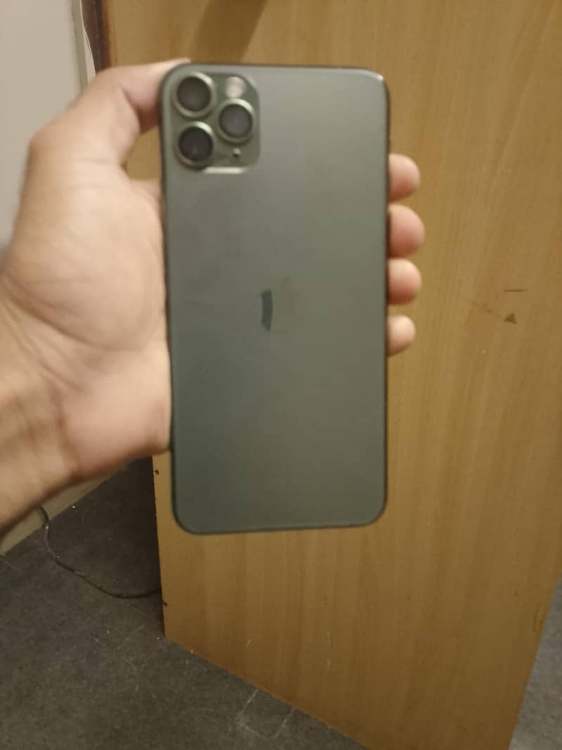 iPhone 11 Pro Max 3